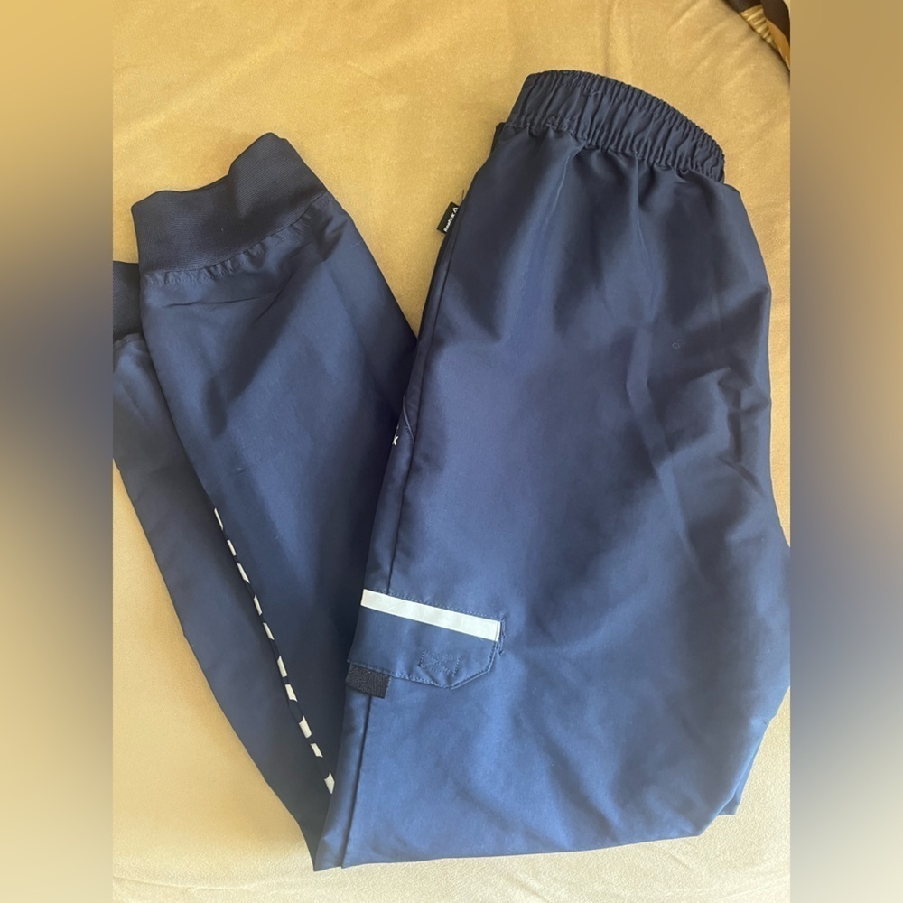 Reebok TEEN boys joggers XL 14/16 blue